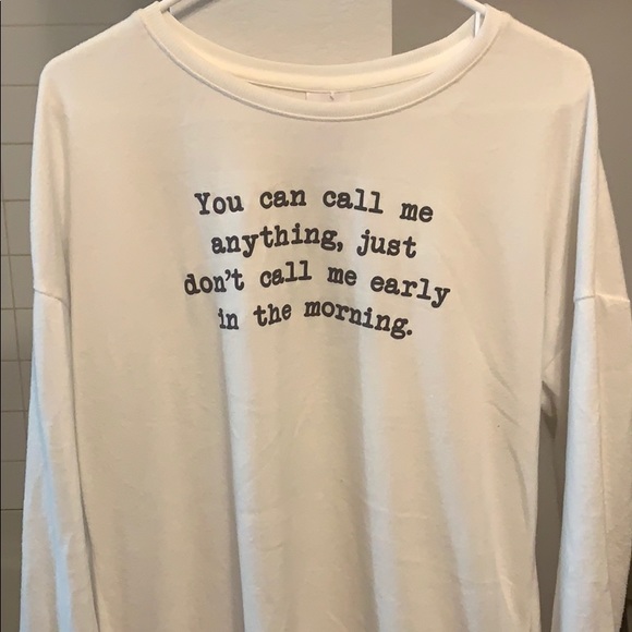 Light comfy sweater - Picture 2 of 2